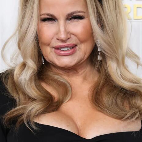 Jennifer Coolidge Thumbnail