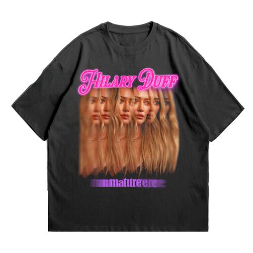 Mature Oversized Miniatura