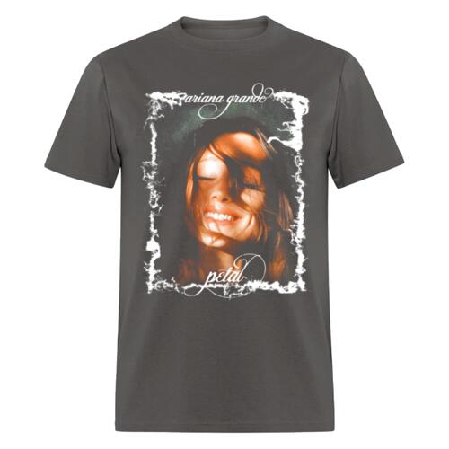 Ariana Petal Playera Regular Miniatura